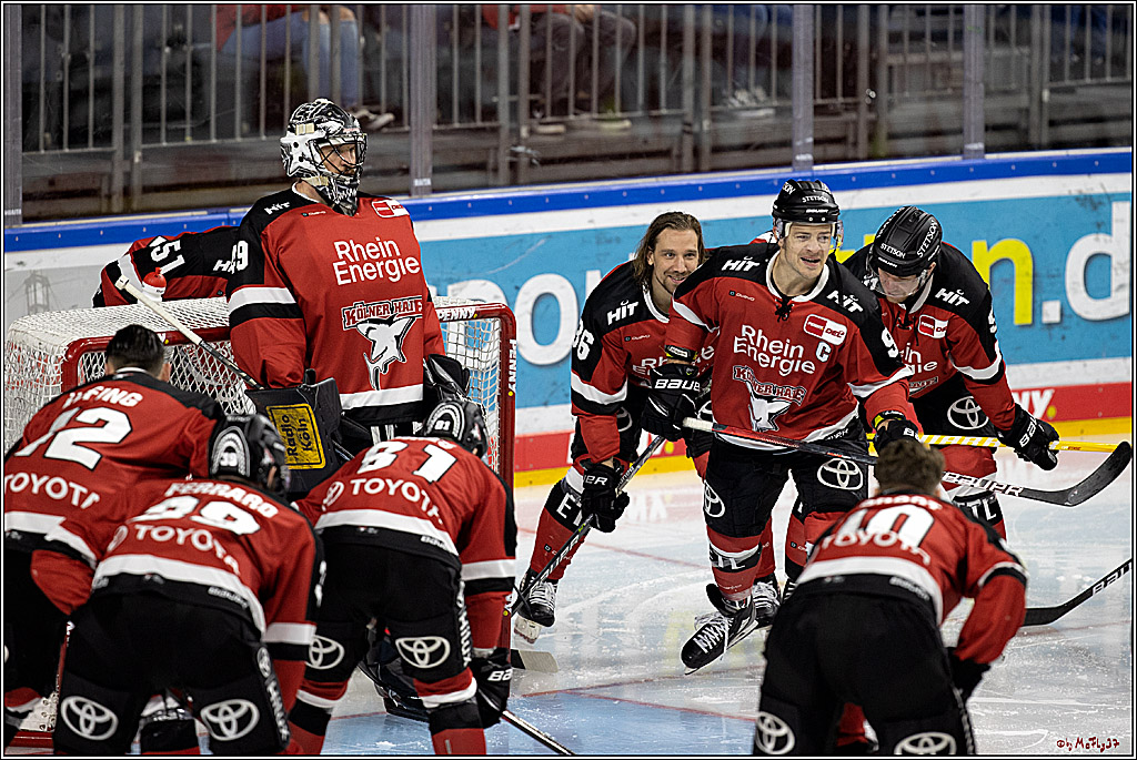 PENNY DEL;  Koelner Haie - Straubing Tigers; Koeln, 15.10.2021